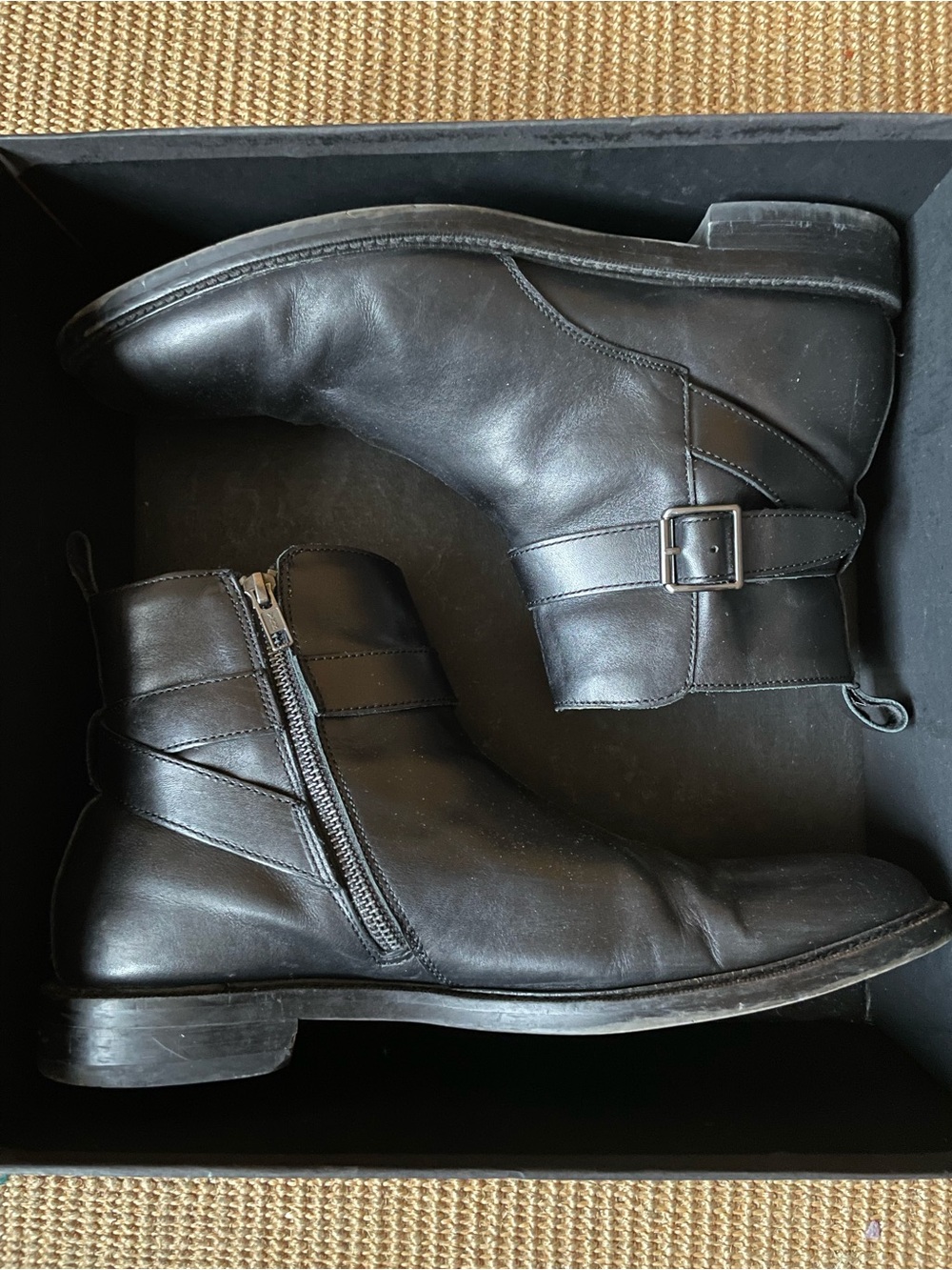 Men’s Banana Republic Black Zip Boots (size 10)